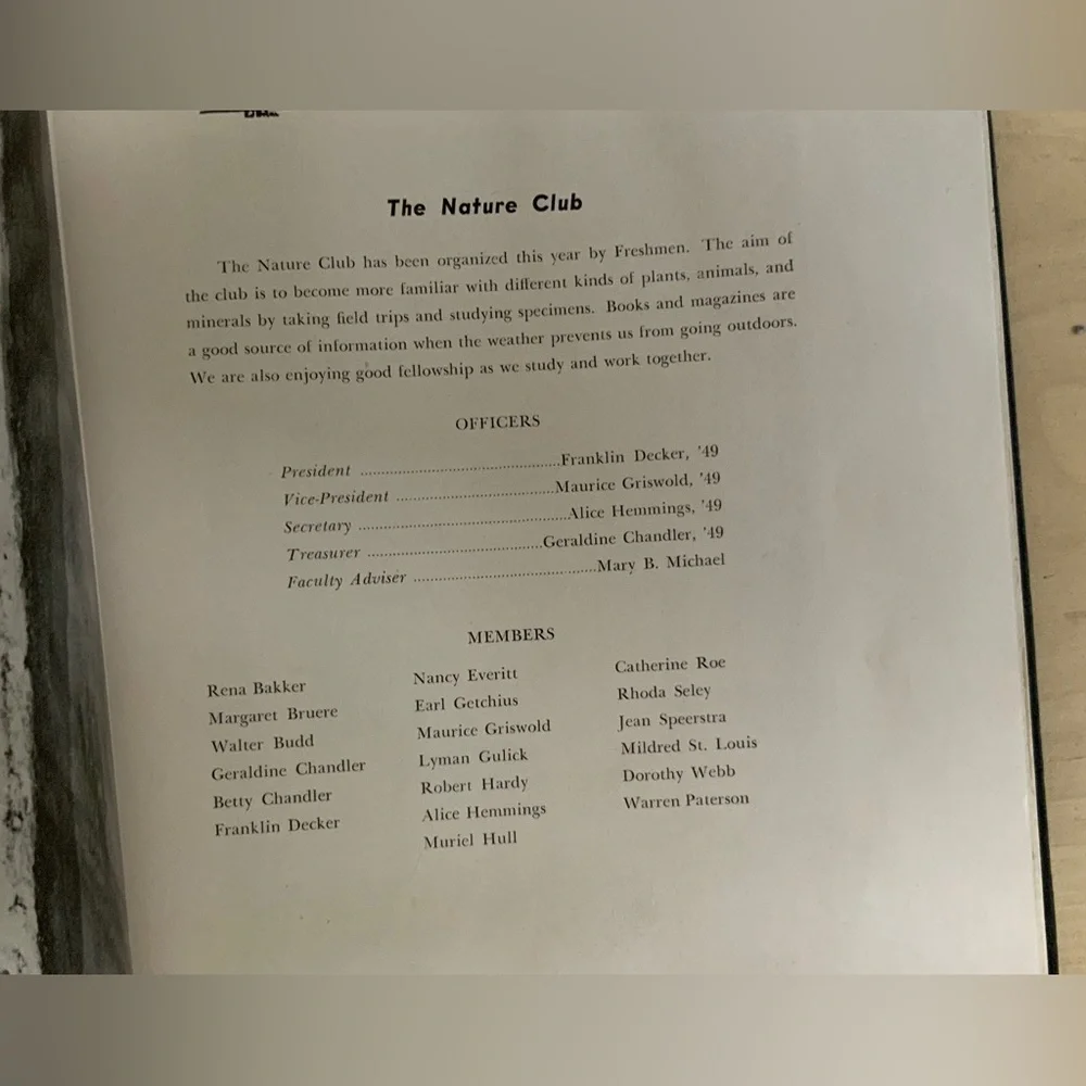 WW II era,  HACKETTSTOWN NJ HIGH SCHOOL YEAR BOOKS - Picture 14 of 16